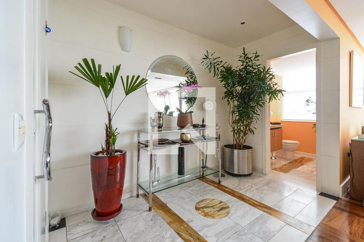 Apartamento, 3 quartos, 178 m² - Foto 2