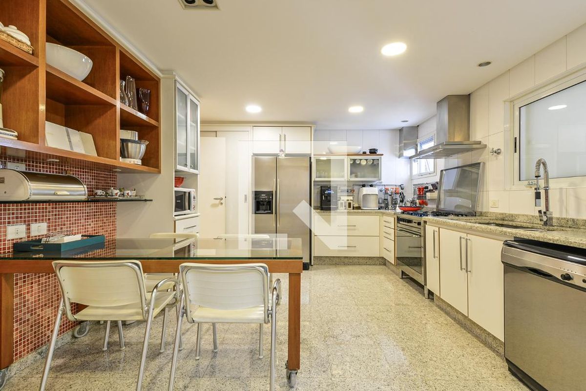 Apartamento, 3 quartos, 178 m² - Foto 84