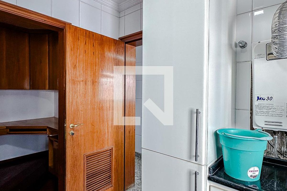 Apartamento, 3 quartos, 220 m² - Foto 130