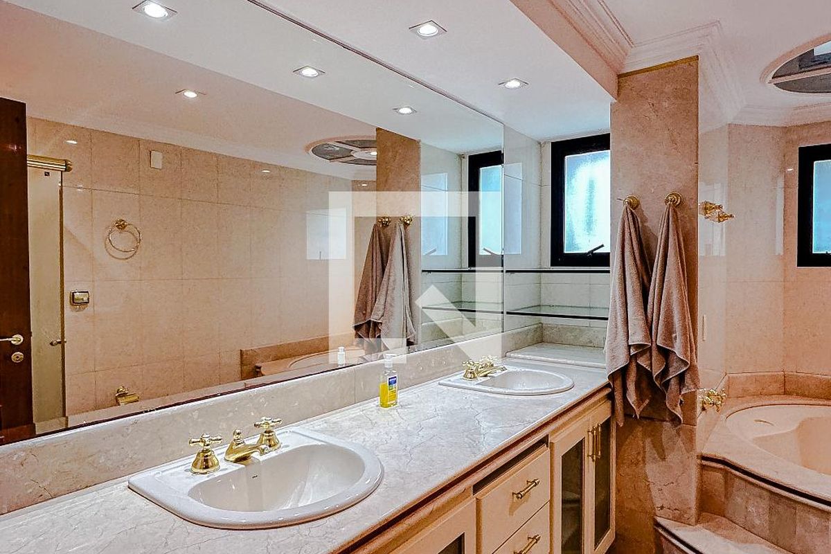 Apartamento, 3 quartos, 220 m² - Foto 40