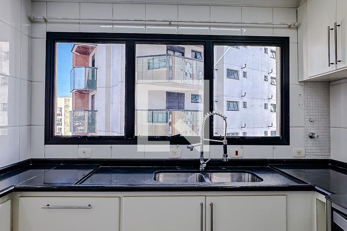 Apartamento, 3 quartos, 220 m² - Foto 122