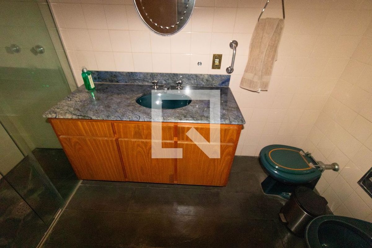 Casa à Venda - Nova Campinas, 3 Quartos,  695 m2 em , Campinas - sp | SoloBR