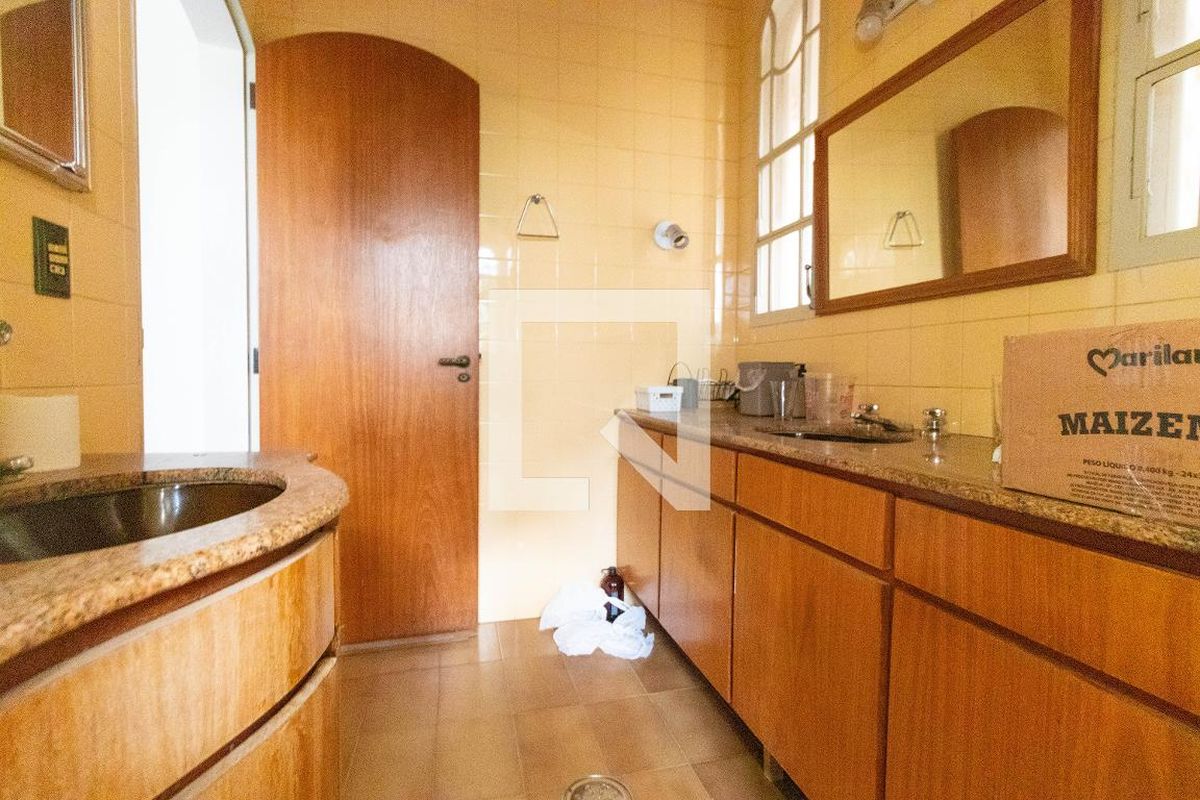 Casa à Venda - Nova Campinas, 3 Quartos,  695 m2 em , Campinas - sp | SoloBR