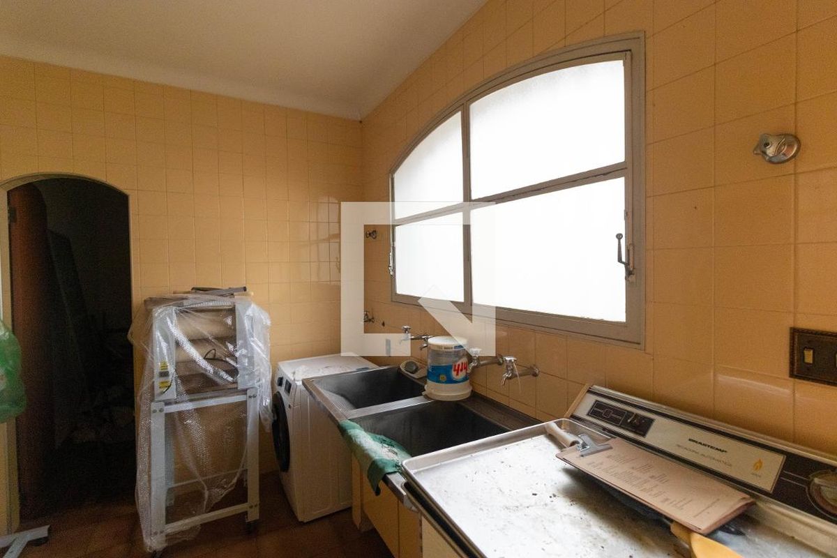 Casa à Venda - Nova Campinas, 3 Quartos,  695 m2 em , Campinas - sp | SoloBR