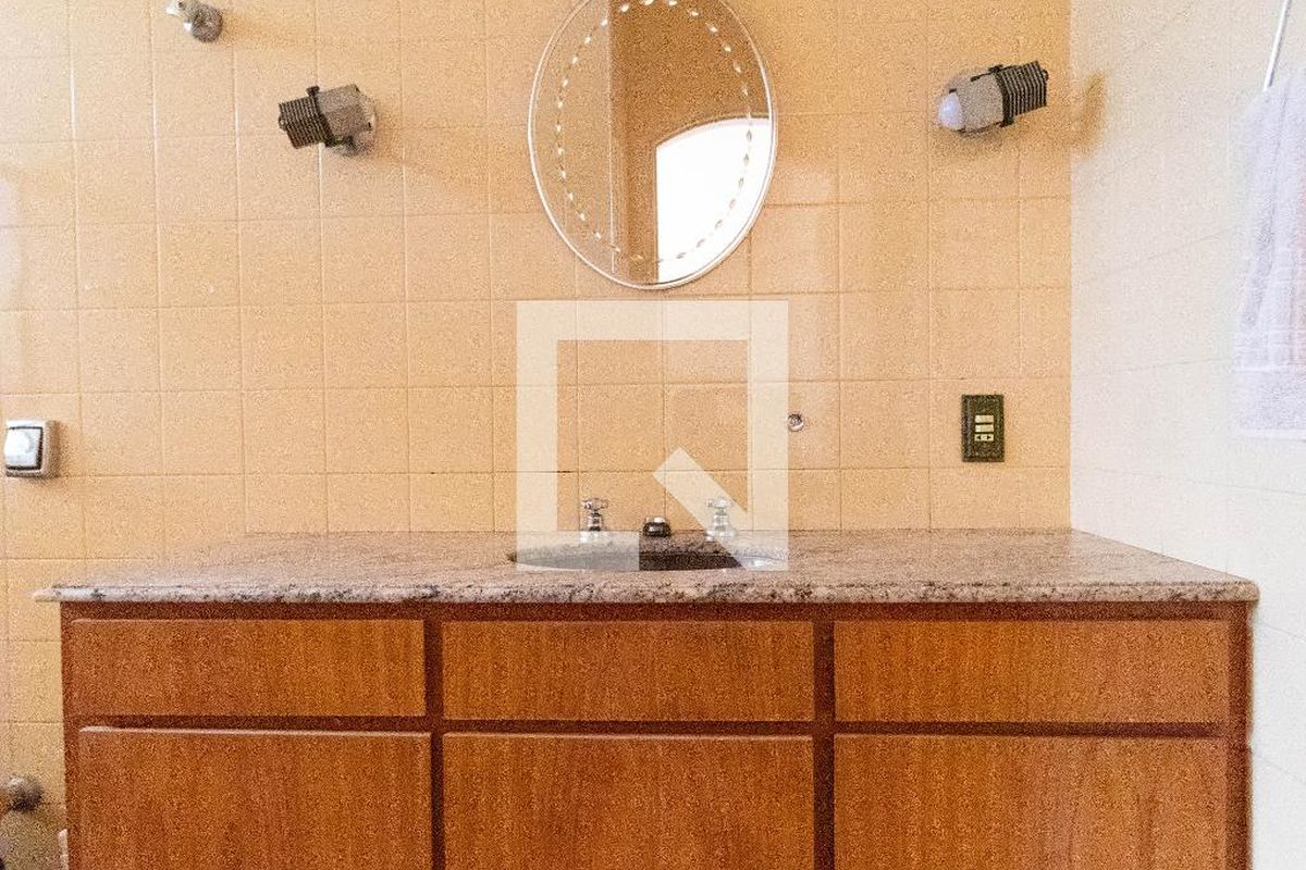 Casa à Venda - Nova Campinas, 3 Quartos,  695 m2 em , Campinas - sp | SoloBR