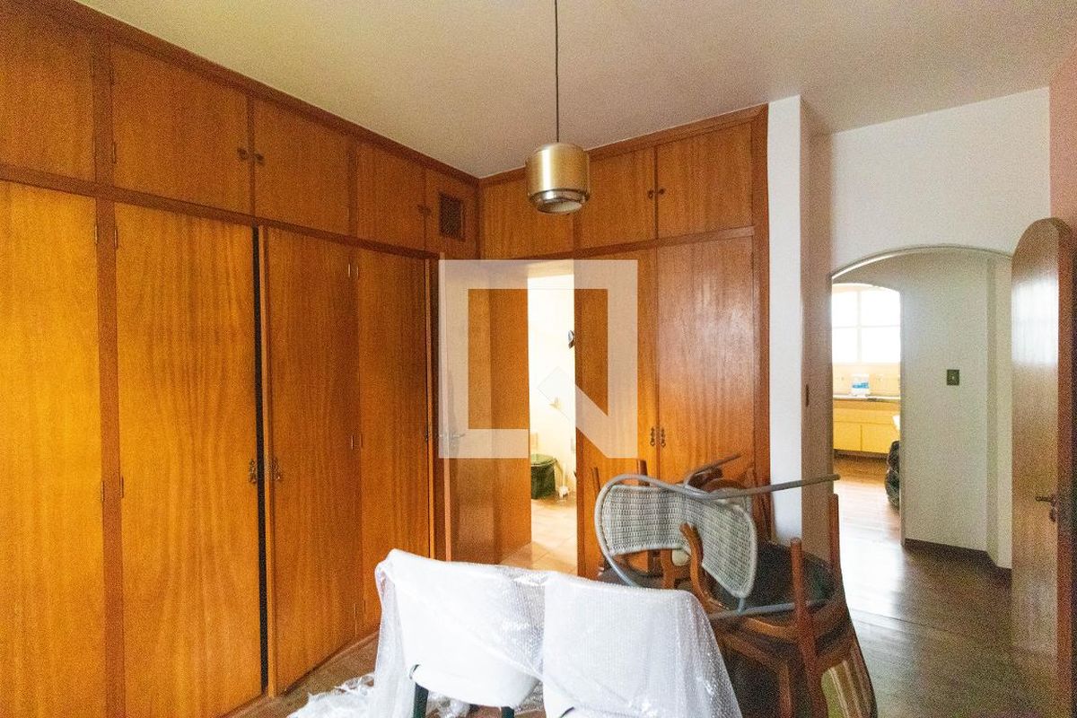 Casa à Venda - Nova Campinas, 3 Quartos,  695 m2 em , Campinas - sp | SoloBR