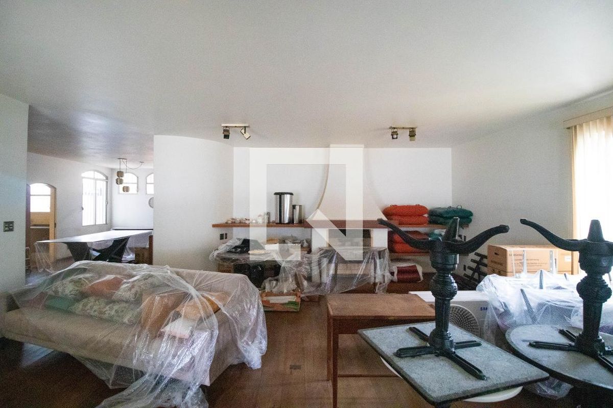 Casa à Venda - Nova Campinas, 3 Quartos,  695 m2 em , Campinas - sp | SoloBR