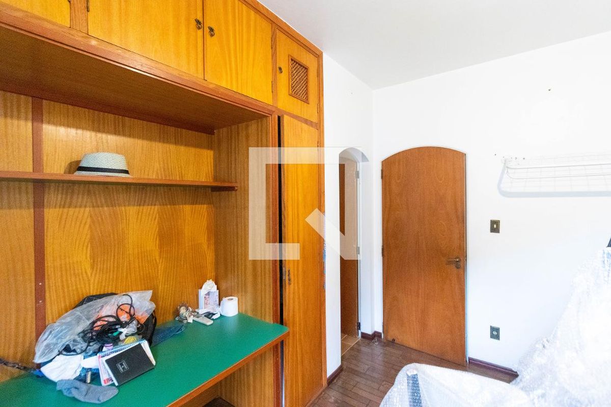 Casa à Venda - Nova Campinas, 3 Quartos,  695 m2 em , Campinas - sp | SoloBR