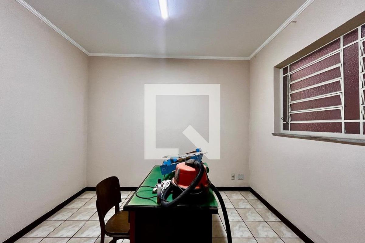 Casa à Venda - Taquaral, 4 Quartos,  320 m2 em , Campinas - sp | SoloBR