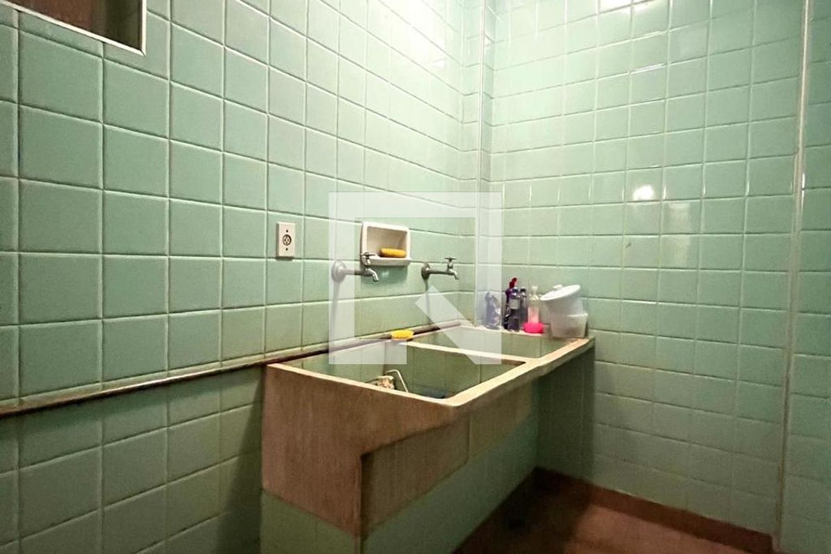 Casa à Venda - Taquaral, 4 Quartos,  320 m2 em , Campinas - sp | SoloBR