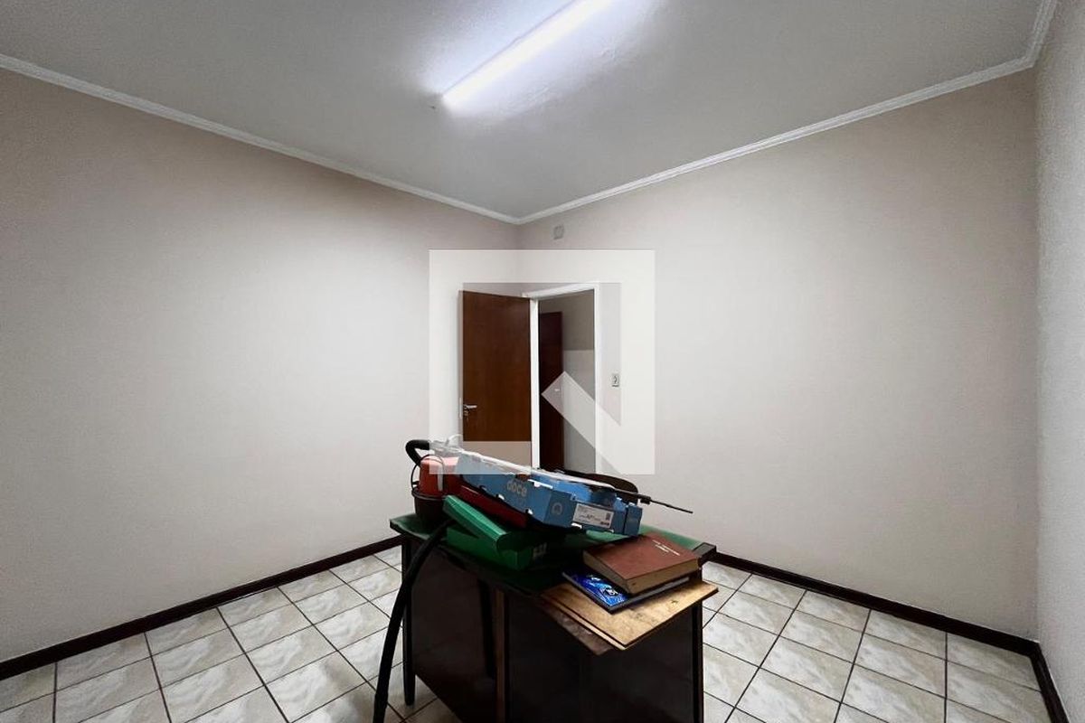 Casa à Venda - Taquaral, 4 Quartos,  320 m2 em , Campinas - sp | SoloBR