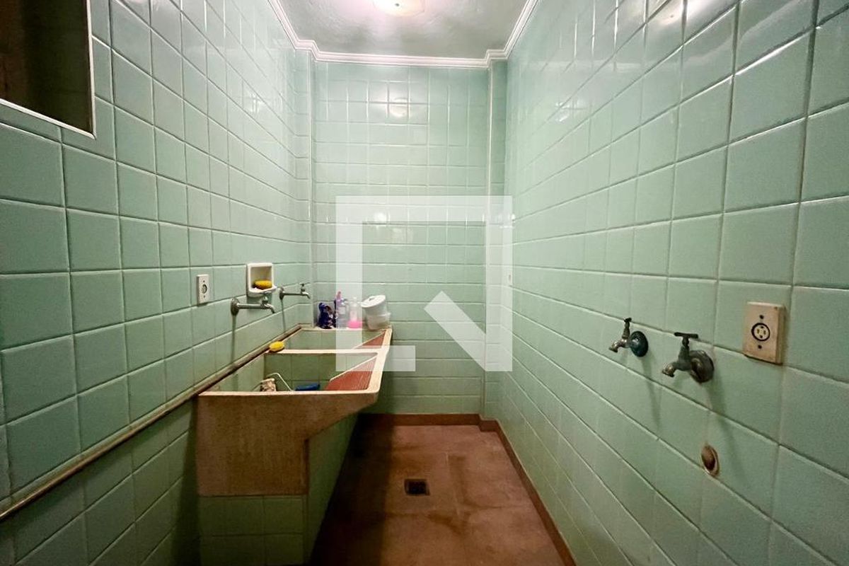 Casa à Venda - Taquaral, 4 Quartos,  320 m2 em , Campinas - sp | SoloBR