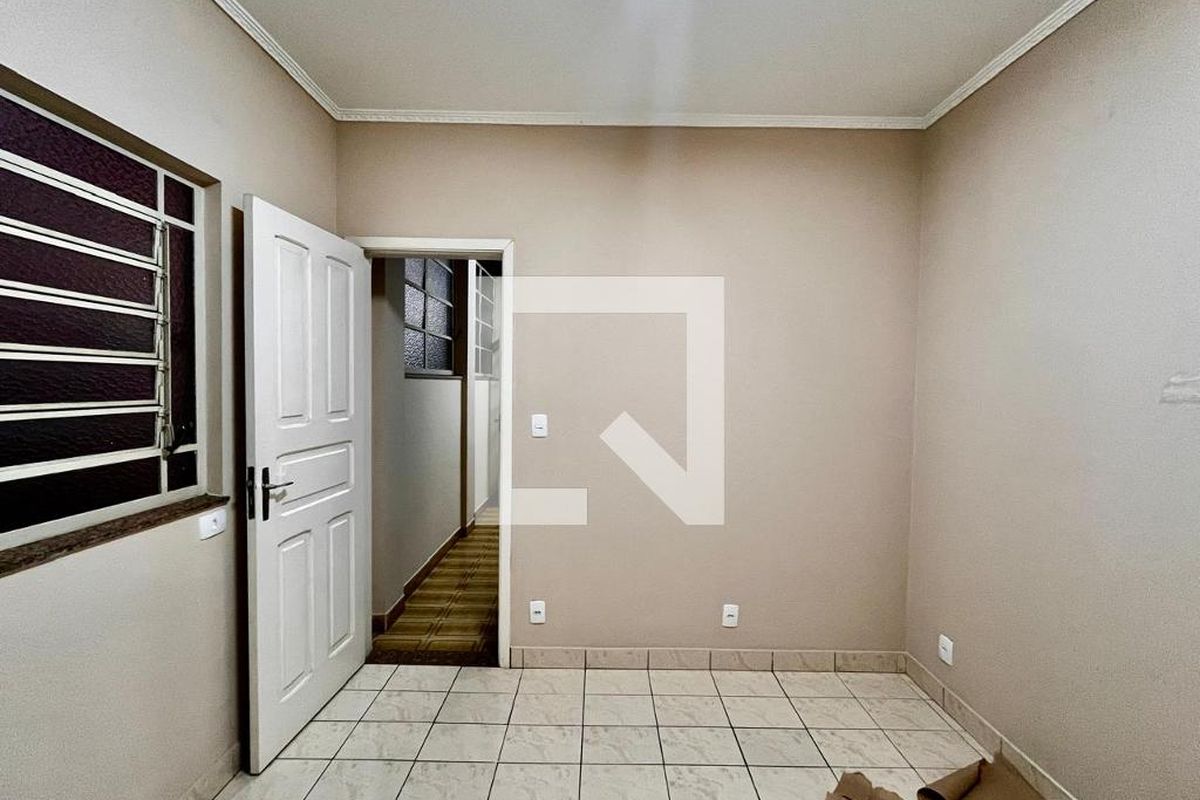 Casa à Venda - Taquaral, 4 Quartos,  320 m2 em , Campinas - sp | SoloBR
