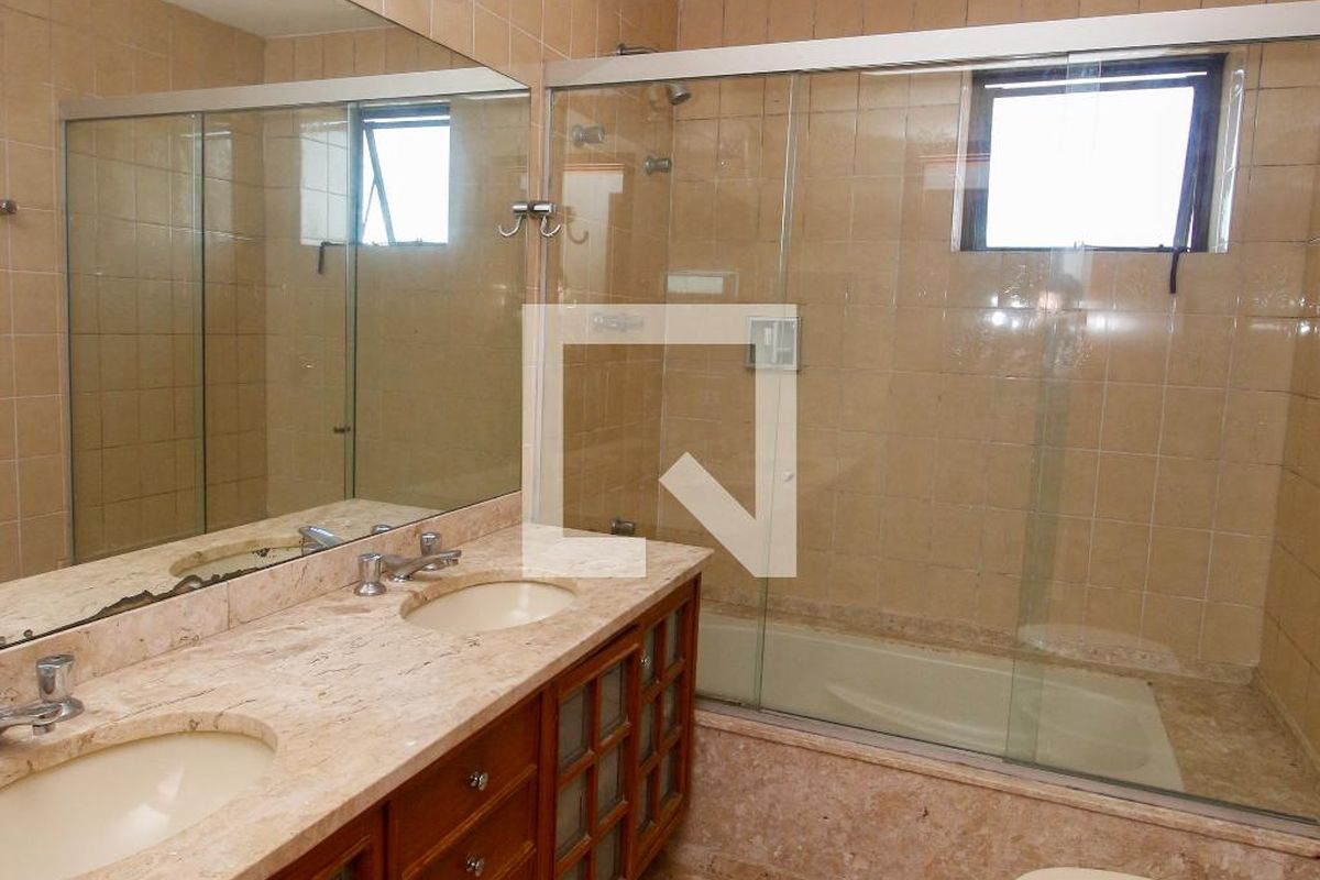 Apartamento, 3 quartos, 189 m² - Foto 62