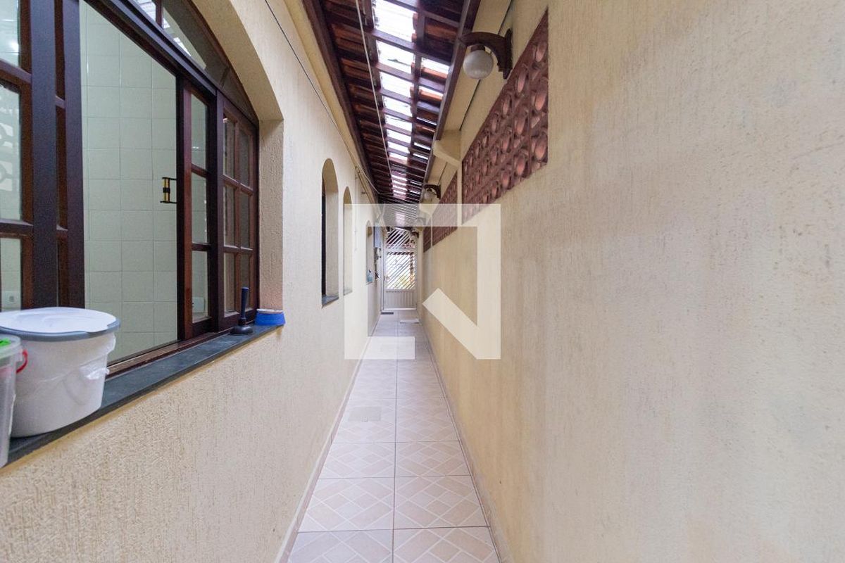 Casa, 3 quartos, 237 m² - Foto 60