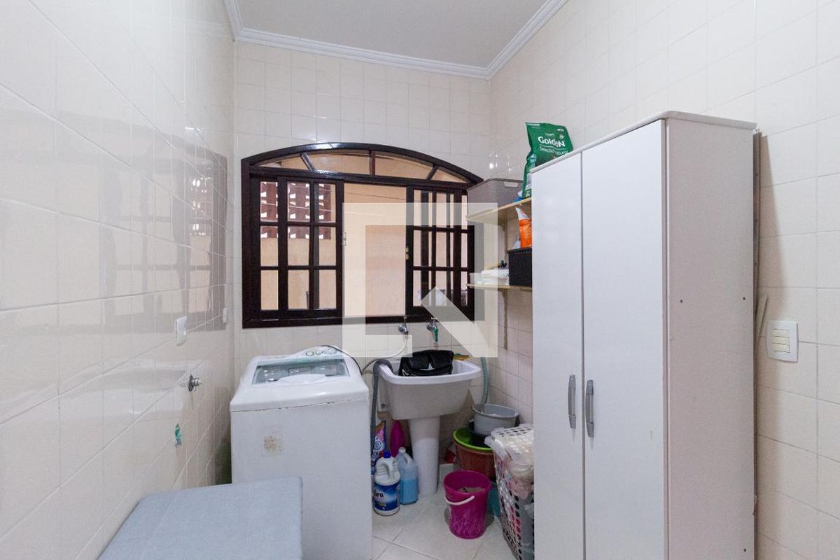 Casa, 3 quartos, 237 m² - Foto 52