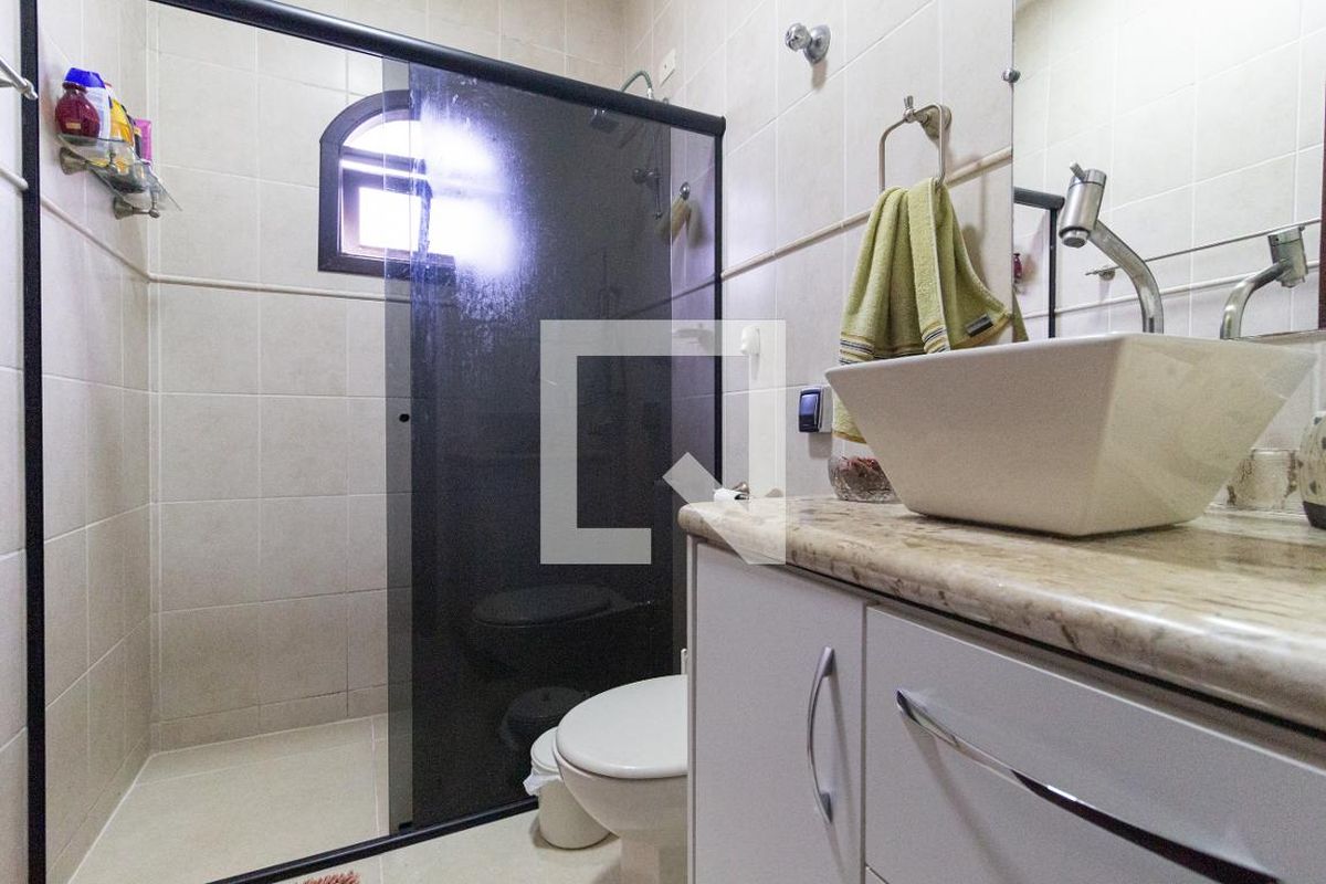 Casa, 3 quartos, 237 m² - Foto 38