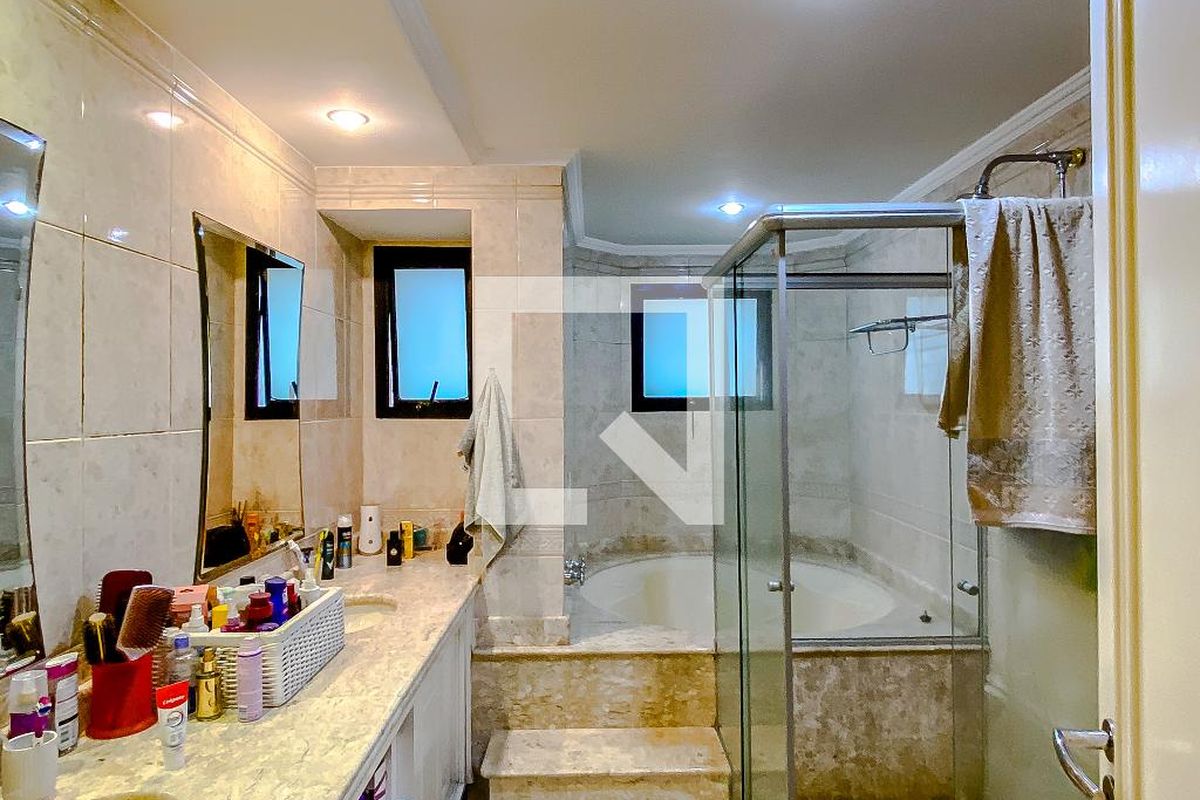 Apartamento, 3 quartos, 223 m² - Foto 129