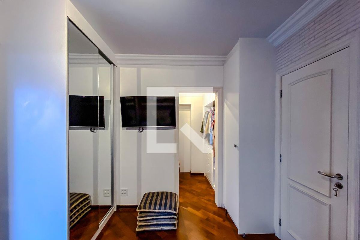 Apartamento, 3 quartos, 223 m² - Foto 84