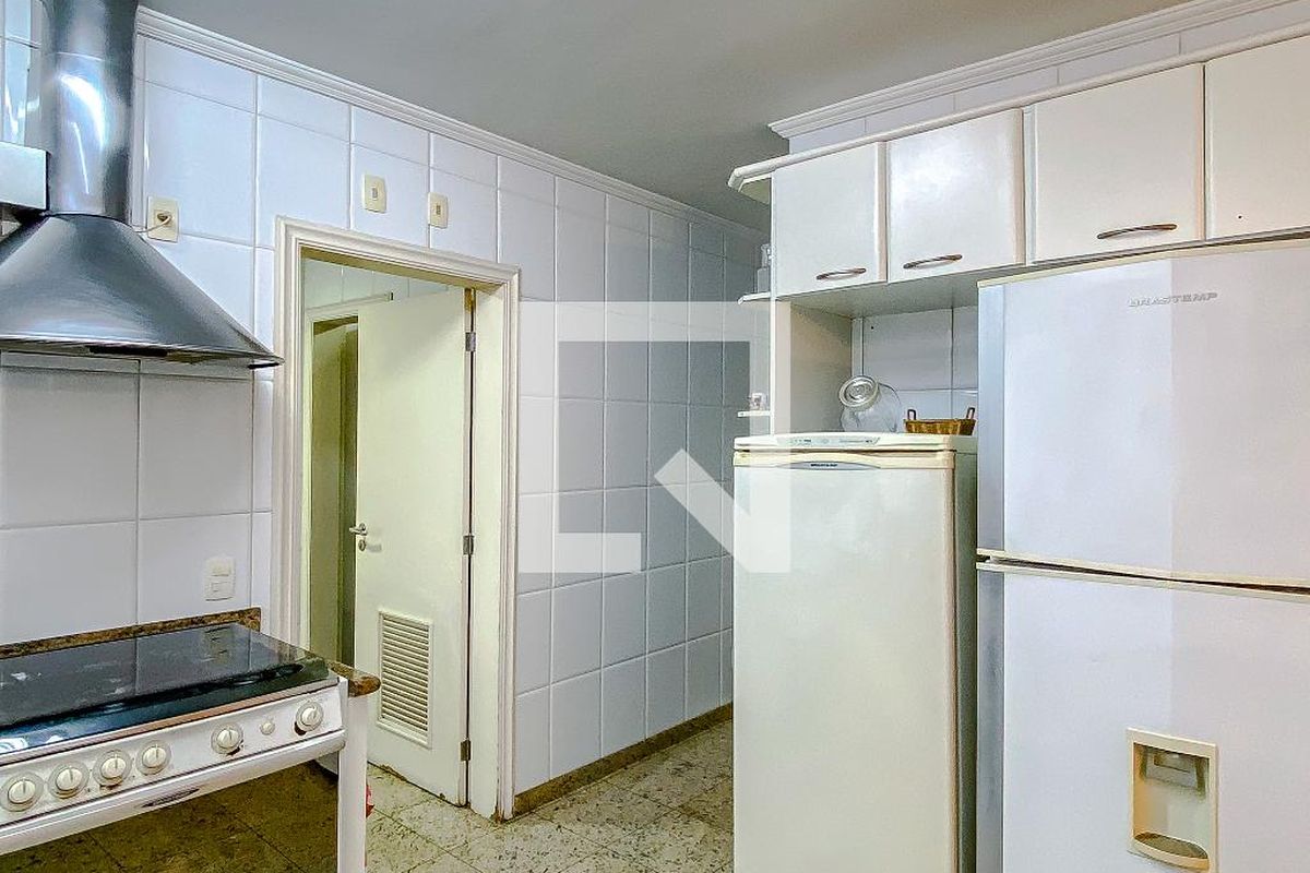 Apartamento, 3 quartos, 223 m² - Foto 160