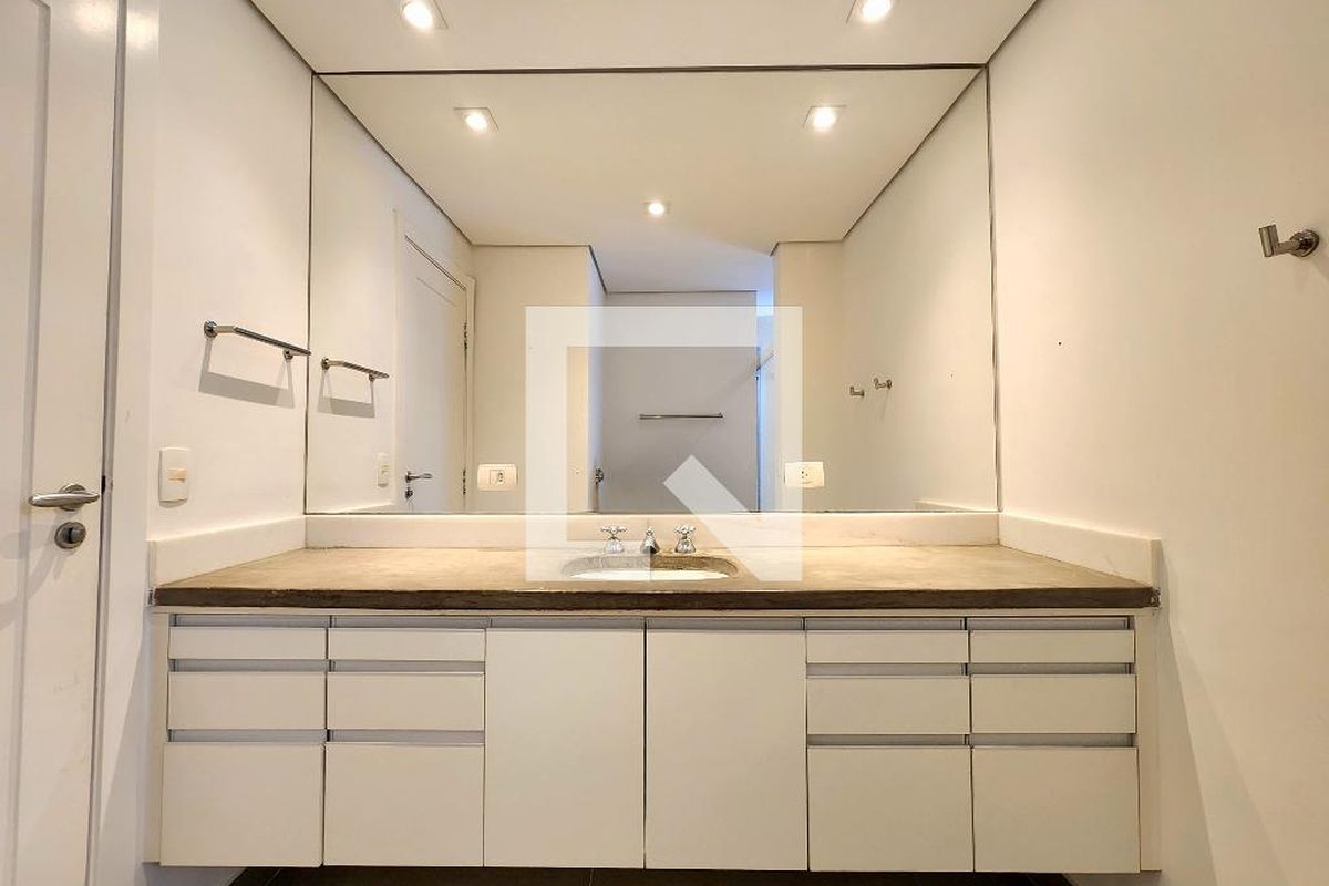 Apartamento, 3 quartos, 240 m² - Foto 84