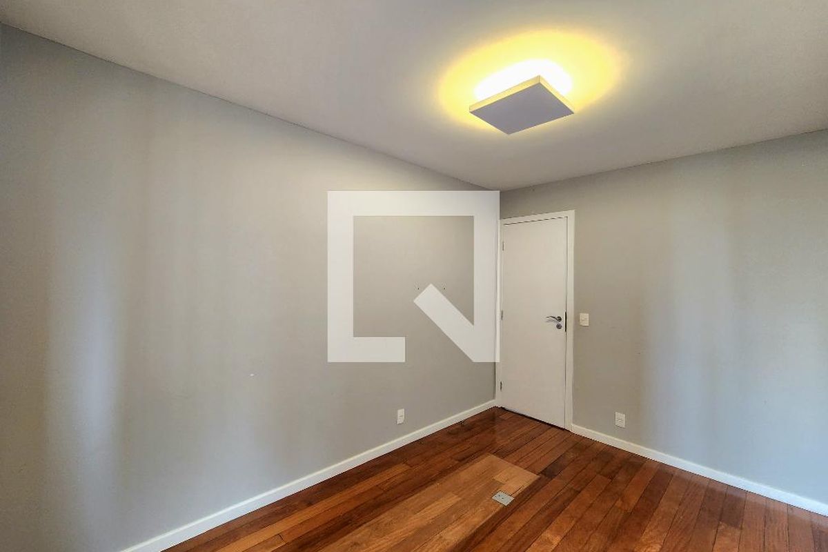 Apartamento, 3 quartos, 240 m² - Foto 60