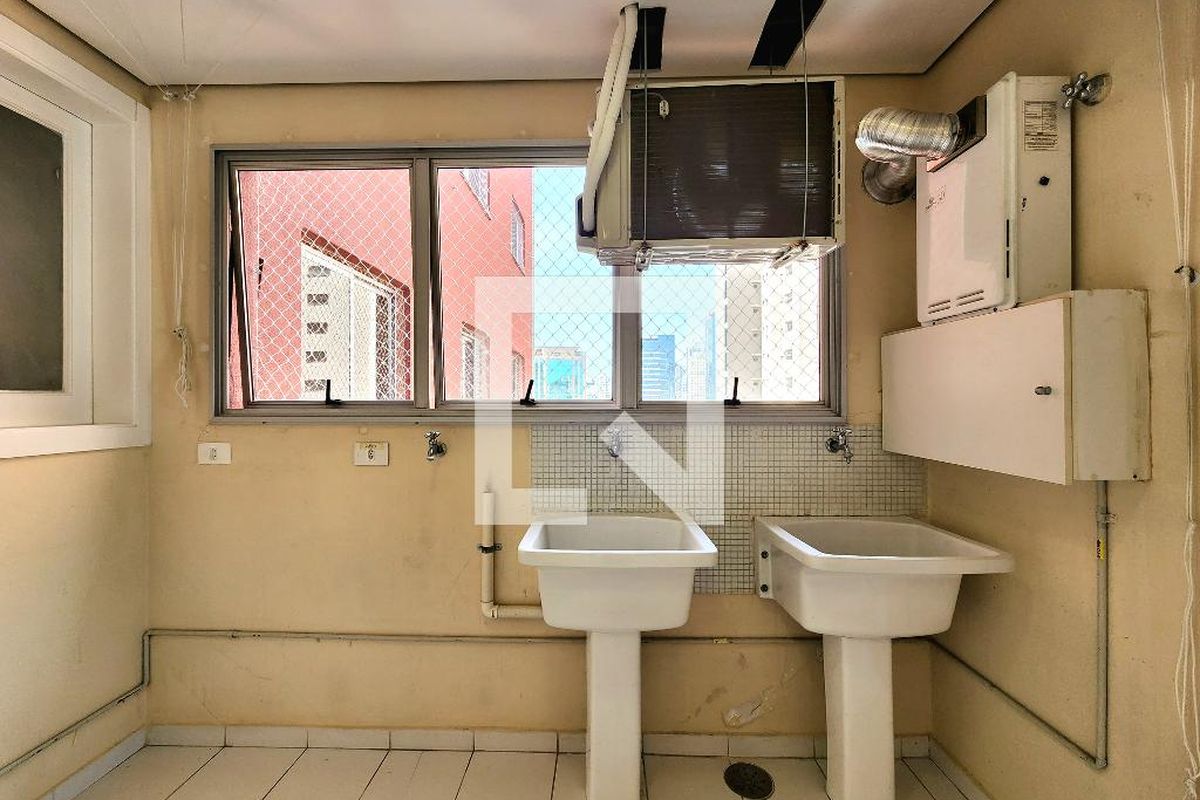 Apartamento, 3 quartos, 240 m² - Foto 130