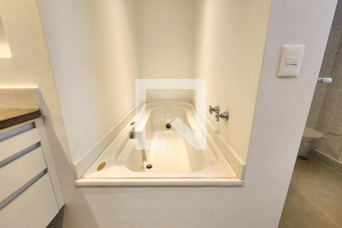 Apartamento, 3 quartos, 240 m² - Foto 100