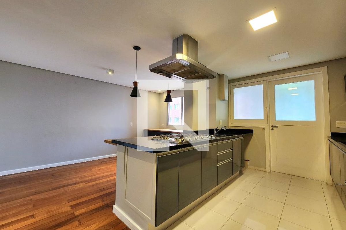 Apartamento, 3 quartos, 240 m² - Foto 118