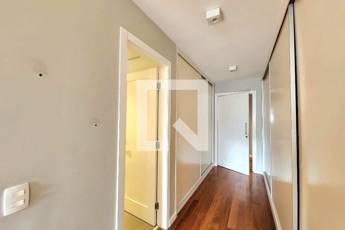 Apartamento, 3 quartos, 240 m² - Foto 78