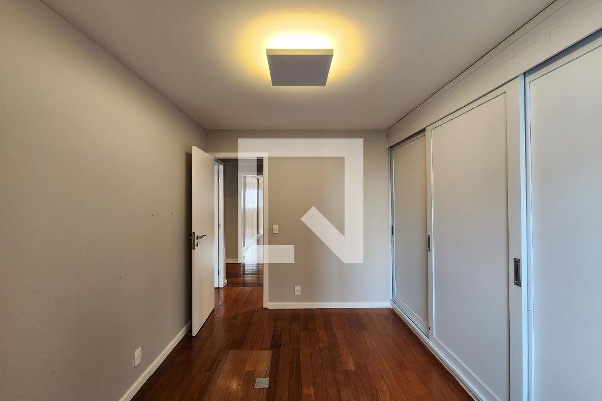 Apartamento, 3 quartos, 240 m² - Foto 68