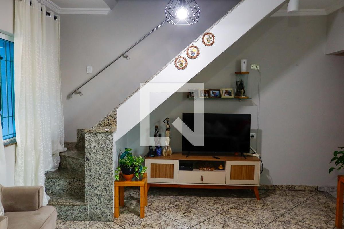 Casa, 3 quartos, 184 m² - Foto 8