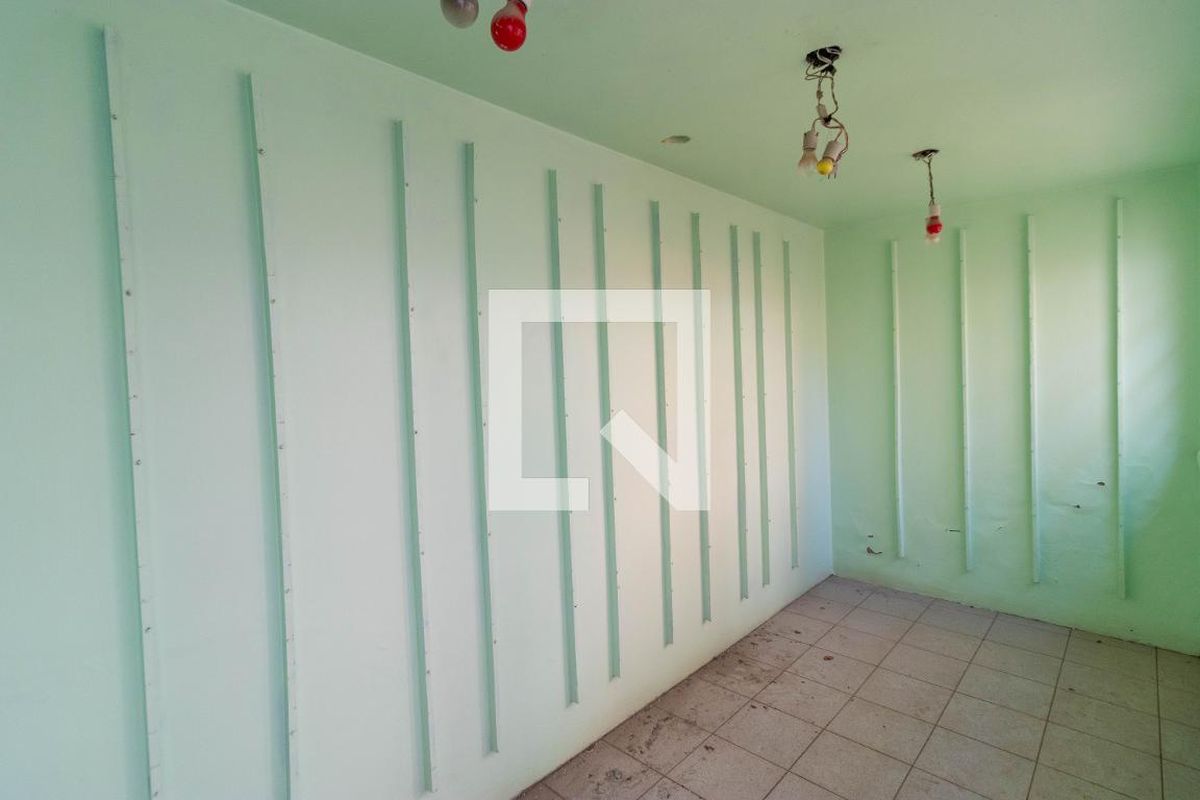 Casa à Venda - Guanabara, 5 Quartos,  450 m2 em , Campinas - sp | SoloBR