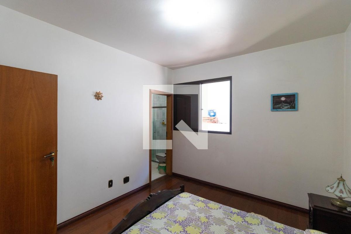 Casa à Venda - Guanabara, 5 Quartos,  450 m2 em , Campinas - sp | SoloBR
