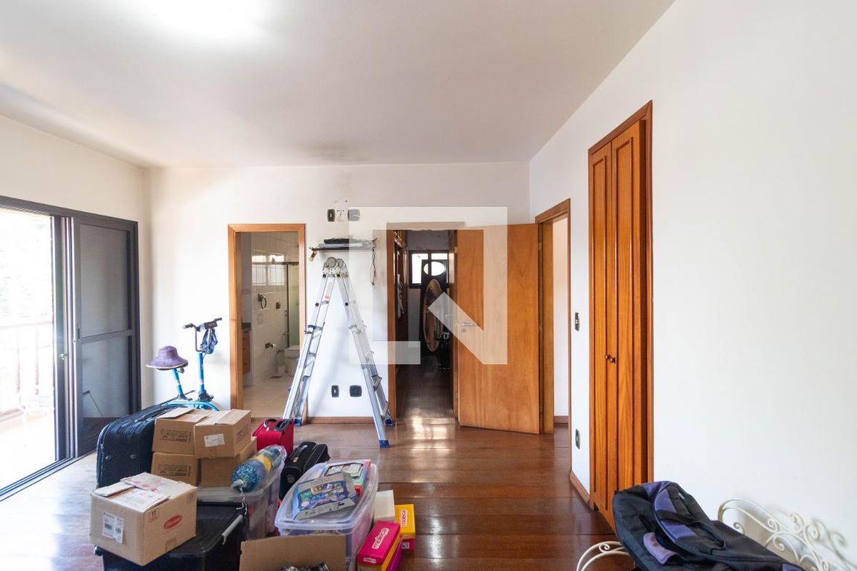 Casa à Venda - Guanabara, 5 Quartos,  450 m2 em , Campinas - sp | SoloBR