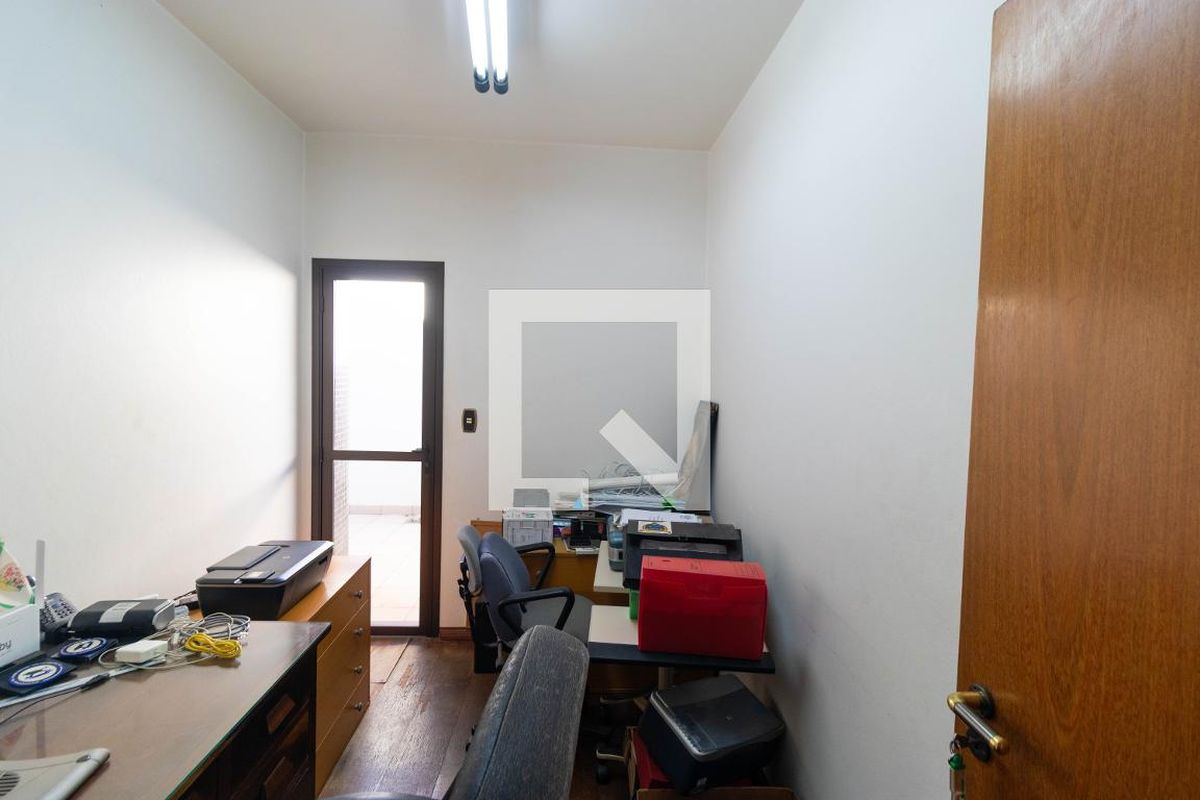 Casa à Venda - Guanabara, 5 Quartos,  450 m2 em , Campinas - sp | SoloBR