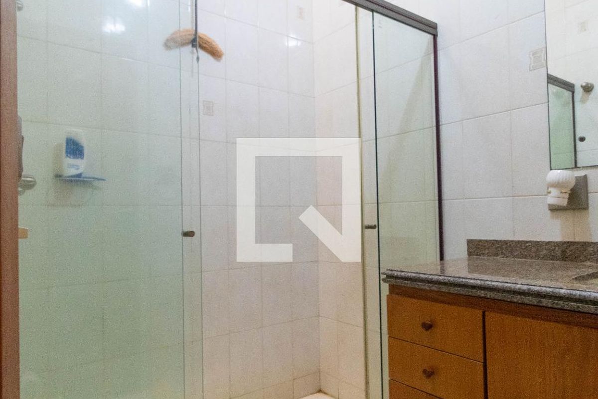 Casa à Venda - Guanabara, 5 Quartos,  450 m2 em , Campinas - sp | SoloBR