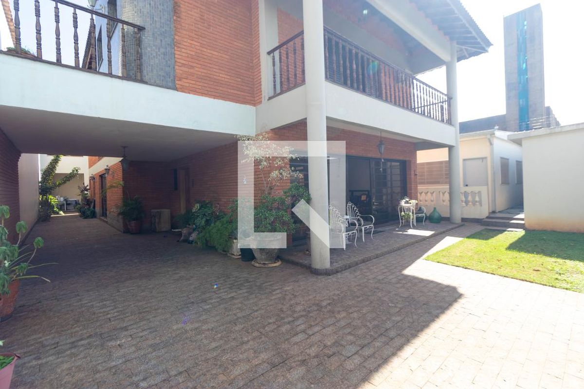 Casa à Venda - Guanabara, 5 Quartos,  450 m2 em , Campinas - sp | SoloBR
