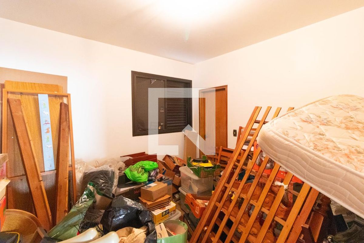 Casa à Venda - Guanabara, 5 Quartos,  450 m2 em , Campinas - sp | SoloBR