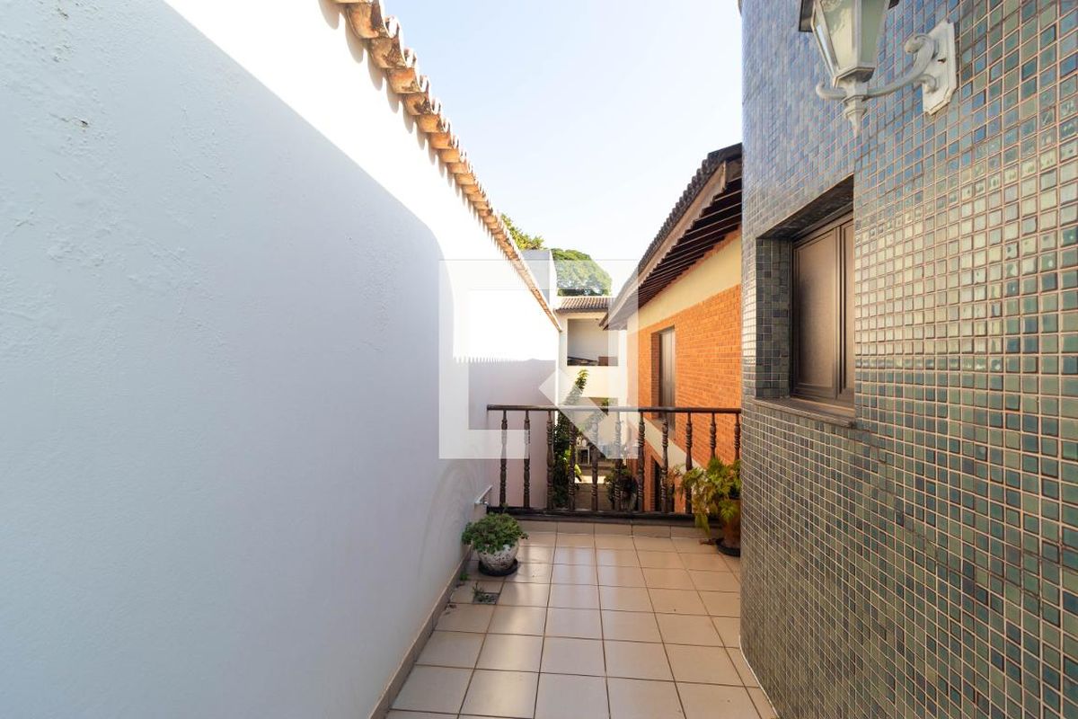 Casa à Venda - Guanabara, 5 Quartos,  450 m2 em , Campinas - sp | SoloBR