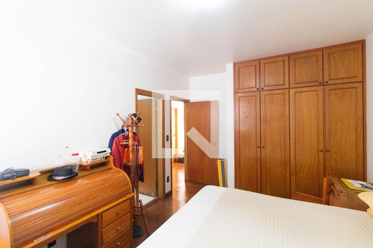 Casa à Venda - Guanabara, 5 Quartos,  450 m2 em , Campinas - sp | SoloBR