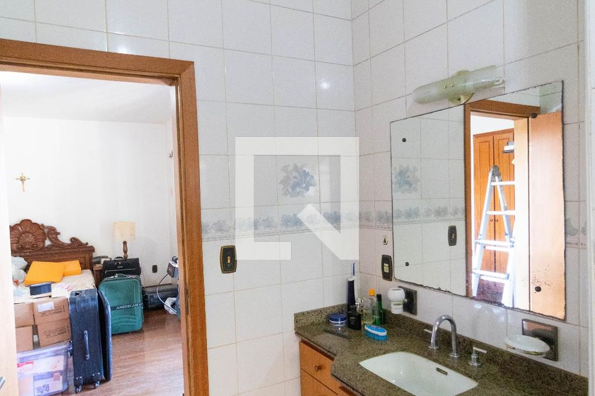 Casa à Venda - Guanabara, 5 Quartos,  450 m2 em , Campinas - sp | SoloBR