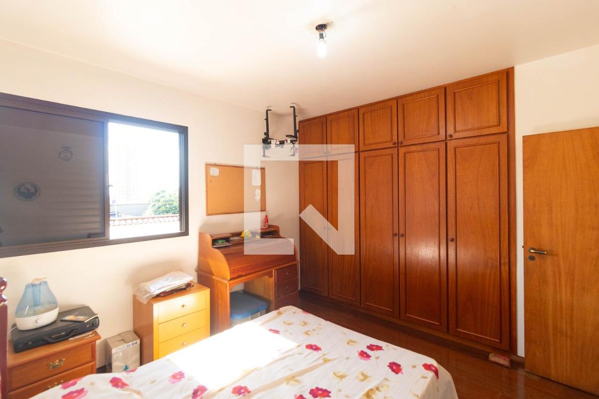Casa à Venda - Guanabara, 5 Quartos,  450 m2 em , Campinas - sp | SoloBR