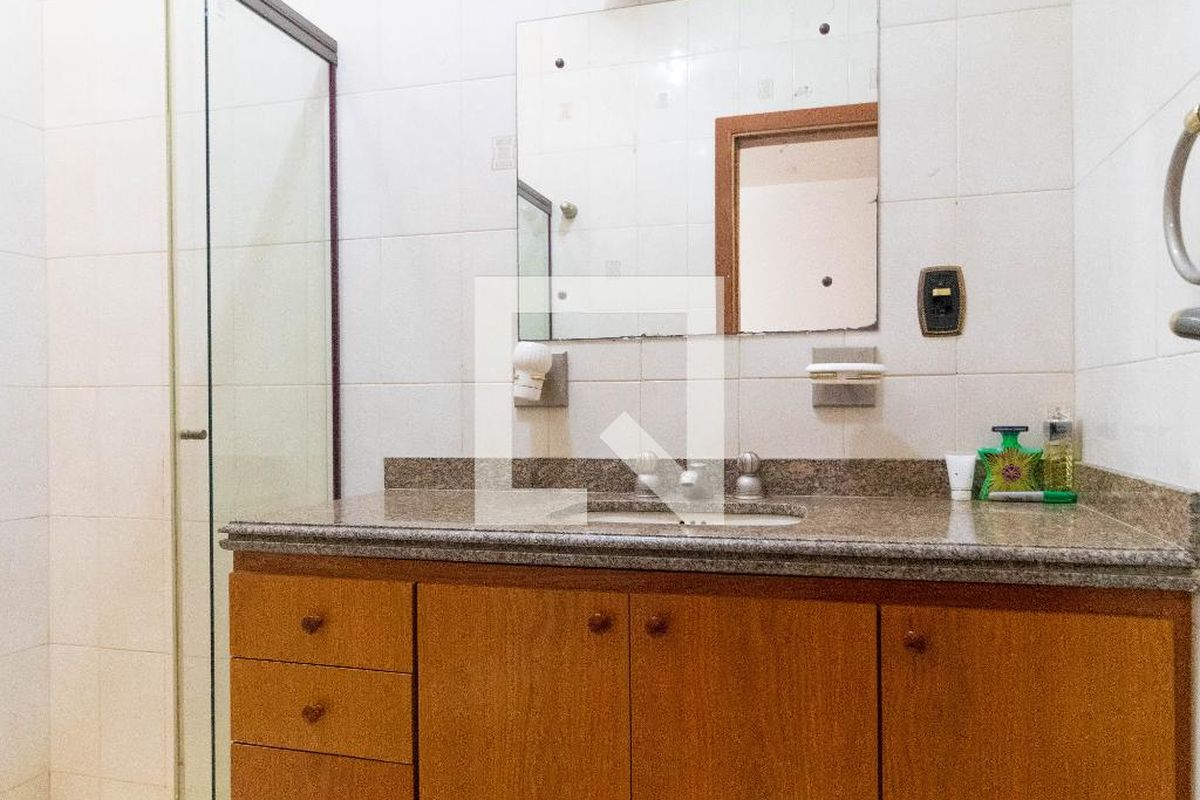 Casa à Venda - Guanabara, 5 Quartos,  450 m2 em , Campinas - sp | SoloBR