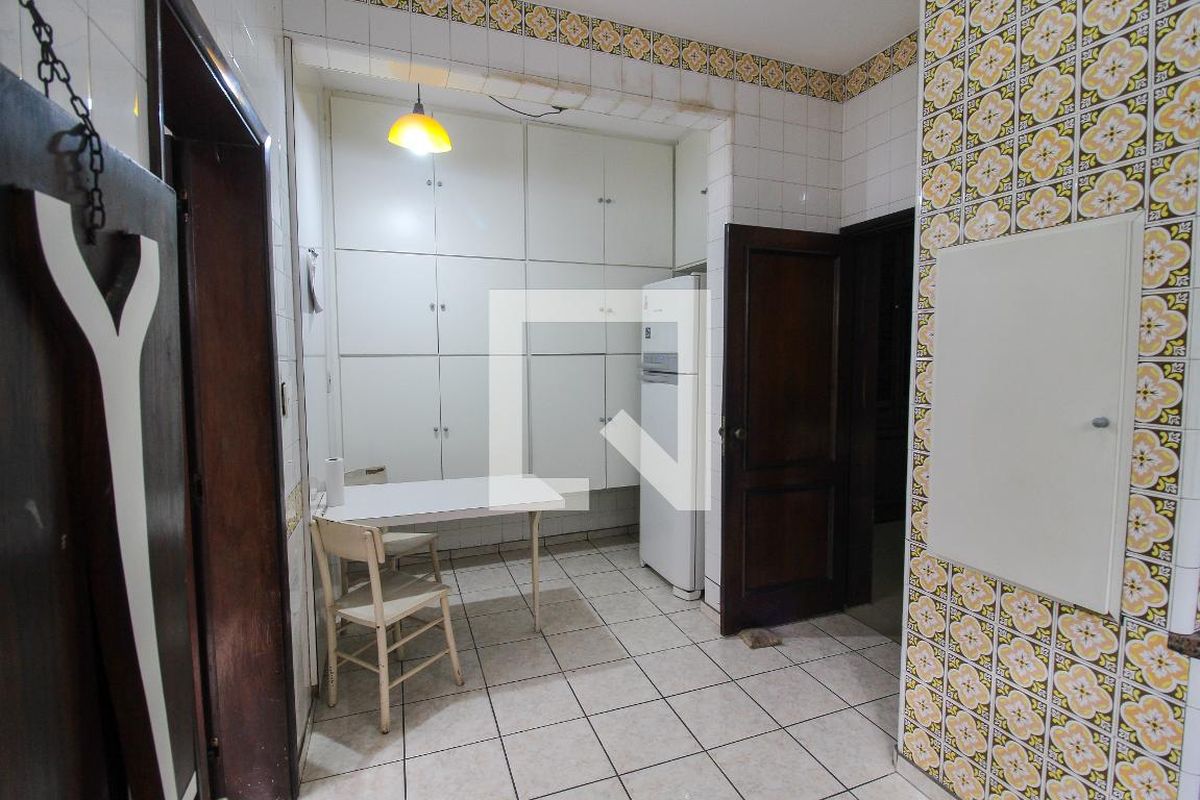 Casa, 4 quartos, 593 m² - Foto 34