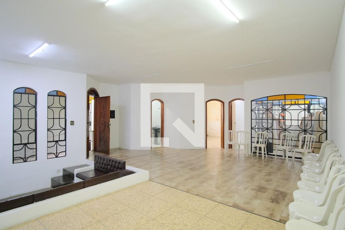 Casa, 3 quartos, 250 m² - Foto 6