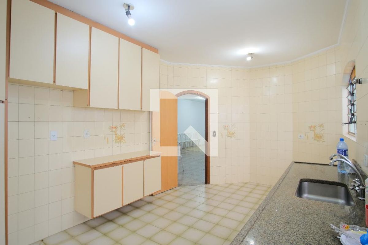 Casa, 3 quartos, 250 m² - Foto 84