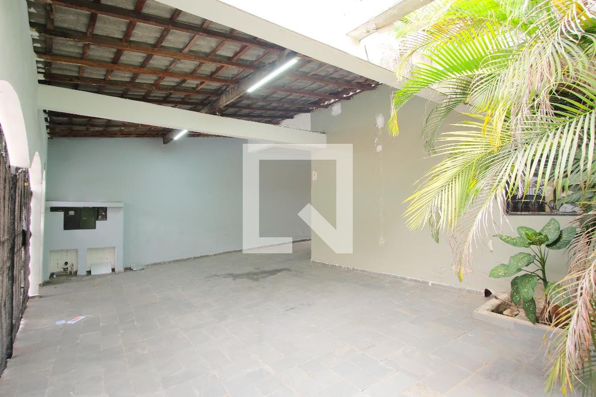 Casa, 3 quartos, 250 m² - Foto 122