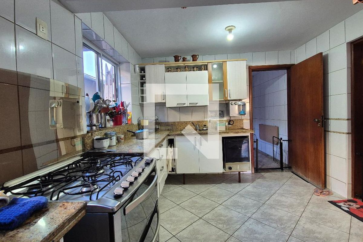 Casa, 4 quartos, 320 m² - Foto 80