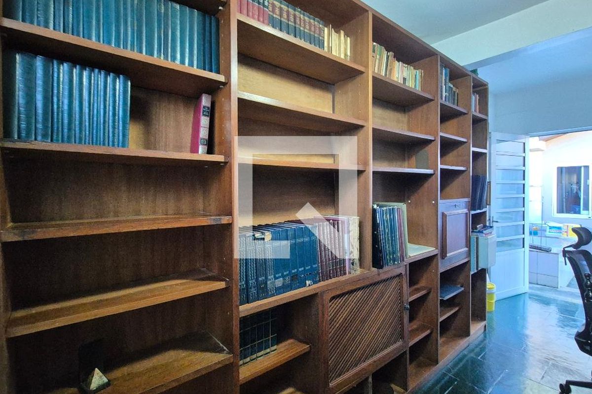 Casa, 4 quartos, 320 m² - Foto 30